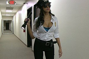 黑人狂躁女人高潮视频